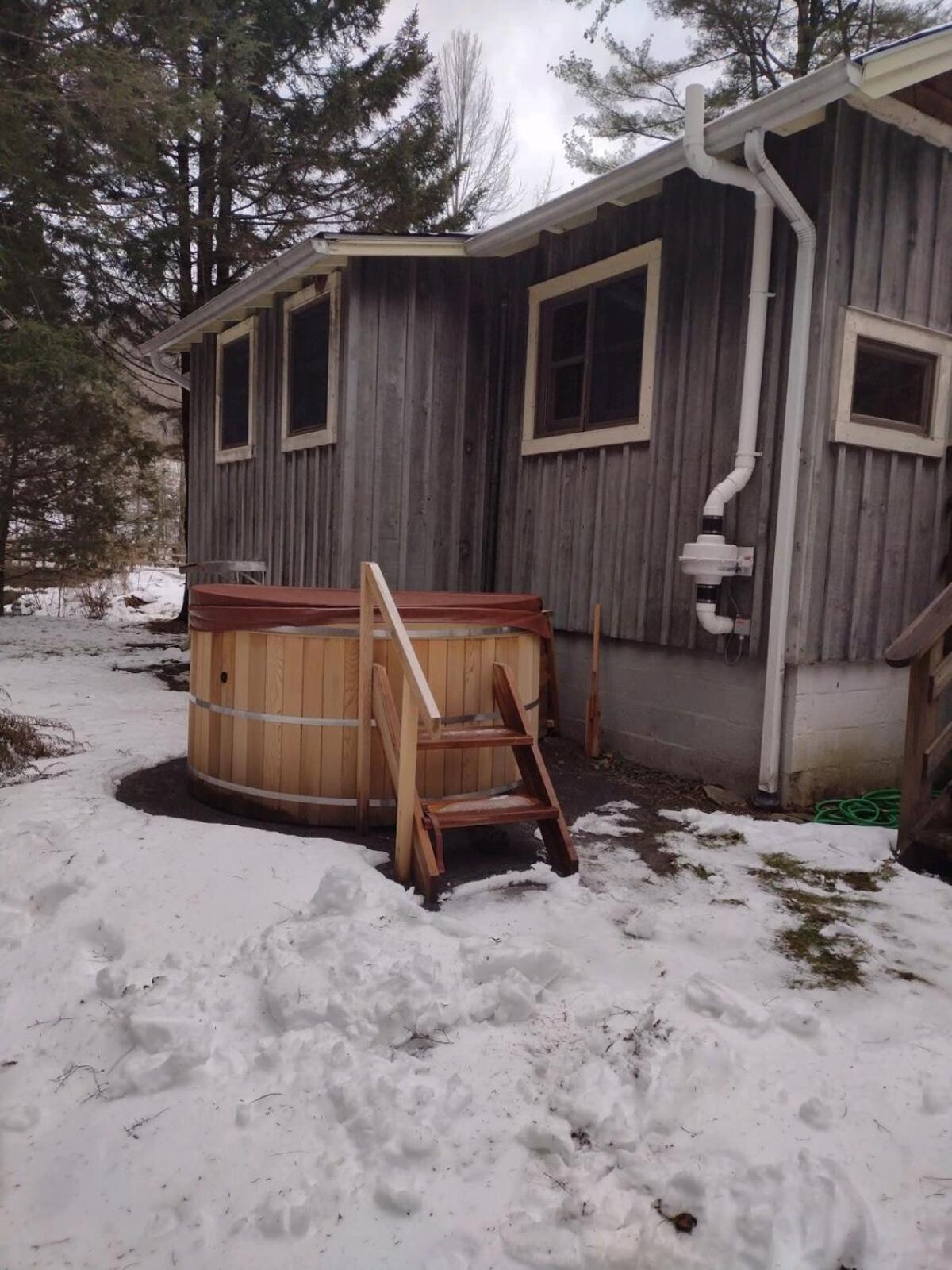 Stony Clove By Summer - Artisan Cottage With Hot Tub Lanesville Bagian luar foto